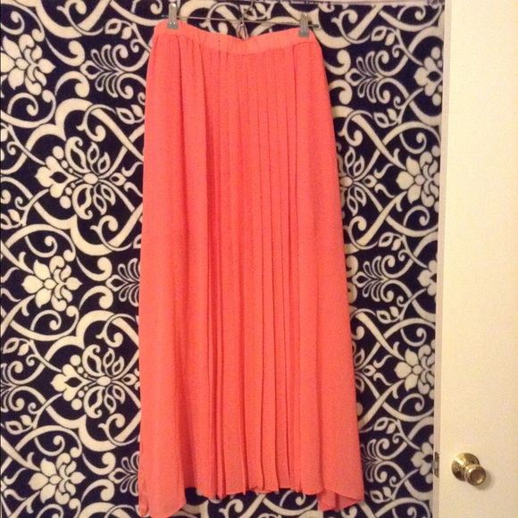 Mossimo bright coral skirt