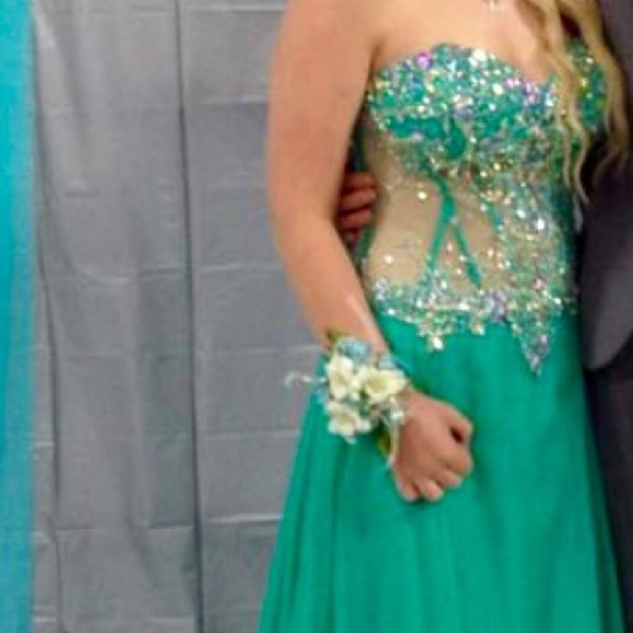 Mori Lee prom dress