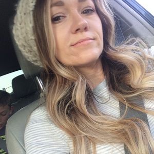 Meet your Posher, Kendra