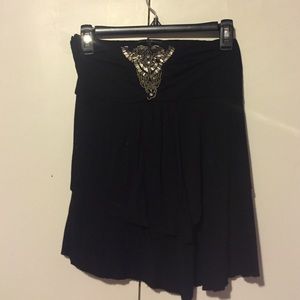 Strapless shirt with elegant beading