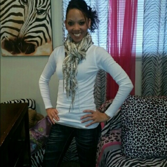 Meet your Posher, Danita