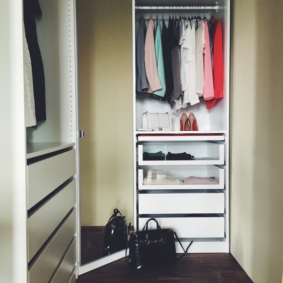 Meet your seller! 💕 - Picture 3 of 4