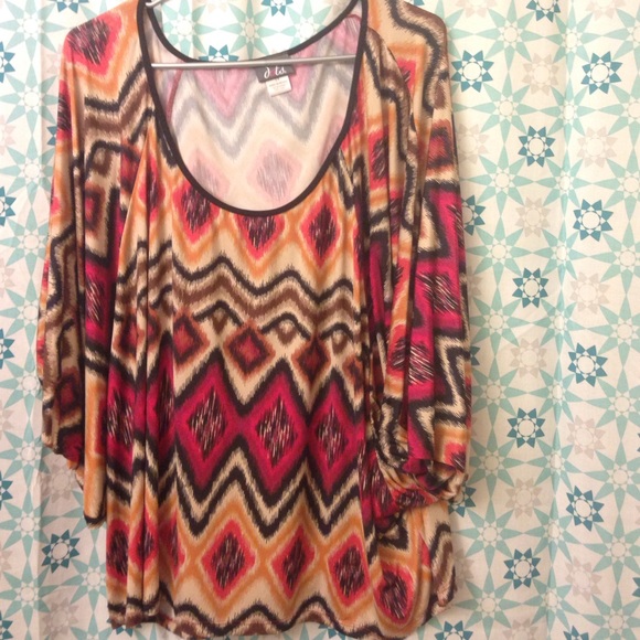 3x DOTS tribal shirt