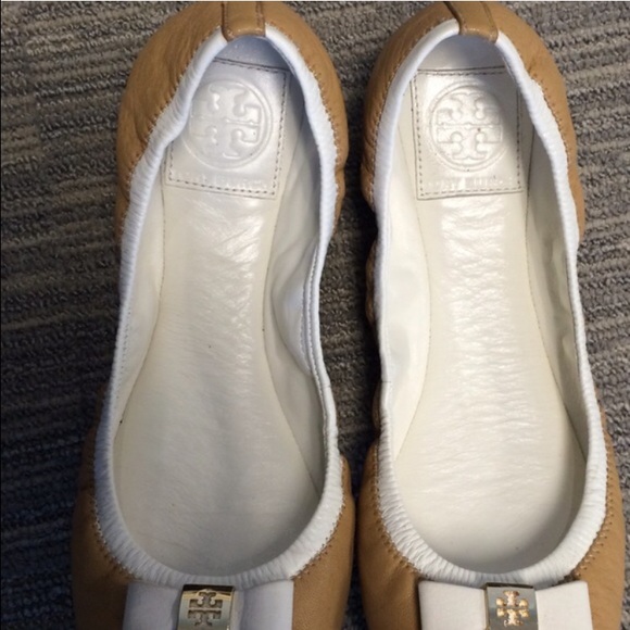 🙌🏼SOLD🙌🏼 Tory Burch Eddie Bow flats - Picture 2 of 3