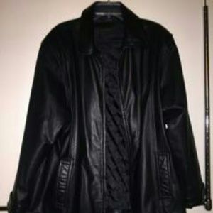 Coat leather black size 18/20