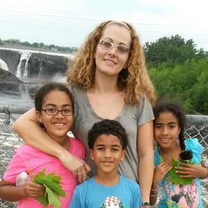 Meet your Posher, Monique