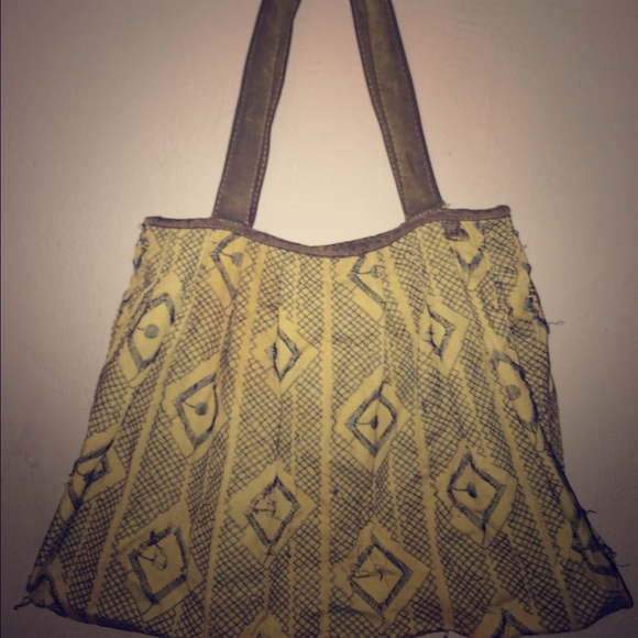 Purse - Picture 1 of 2