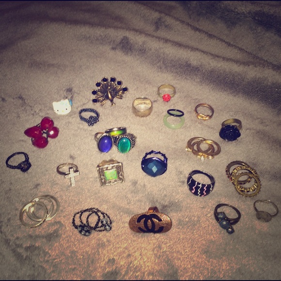 Rings - Picture 1 of 3