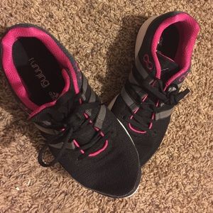 Adidas lite runner (w) Size 8