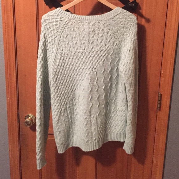 Mint green sweater - Picture 2 of 4