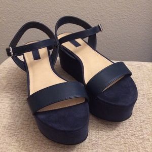 navy blue platforms