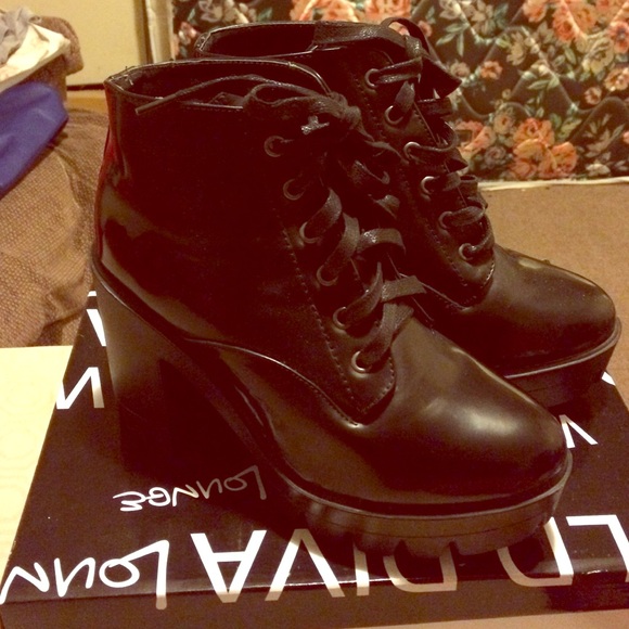 Gorgeous Black Boots 👢