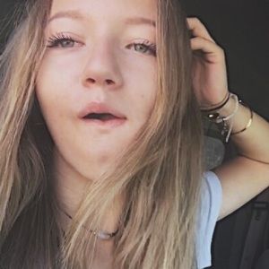 Meet your Posher, Catherine