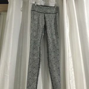 Lululemon wunder under leggings