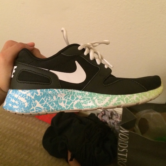 Nike roshe run