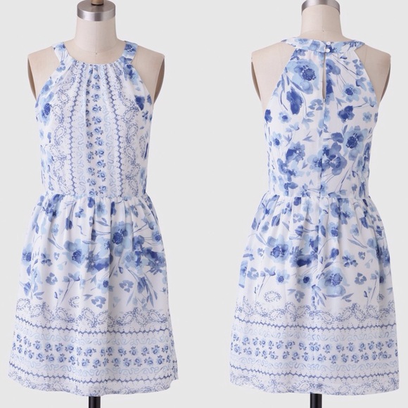 ModCloth Dresses & Skirts - Floral Paisley Dress