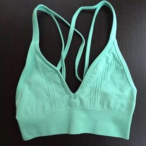Lululemon Seamlessly Plunge Yoga Bra 4 XS