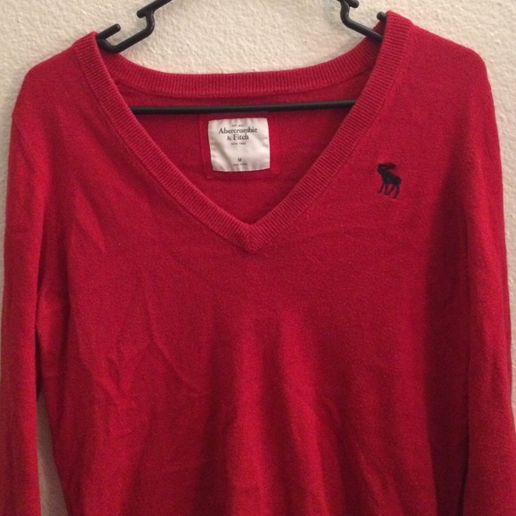 Abercrombie & Fitch sweater