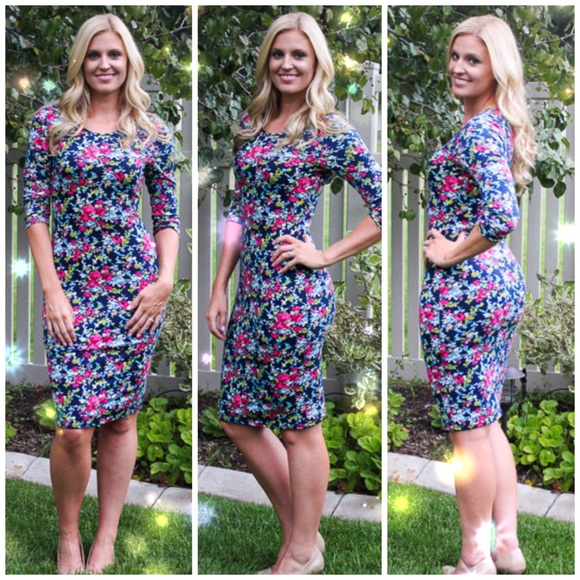 Dresses & Skirts - 💥FINAL PRICE 💥Floral Midi Bodycon Midi Dress