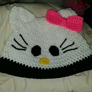 Crochet Hello Kitty Beanie!