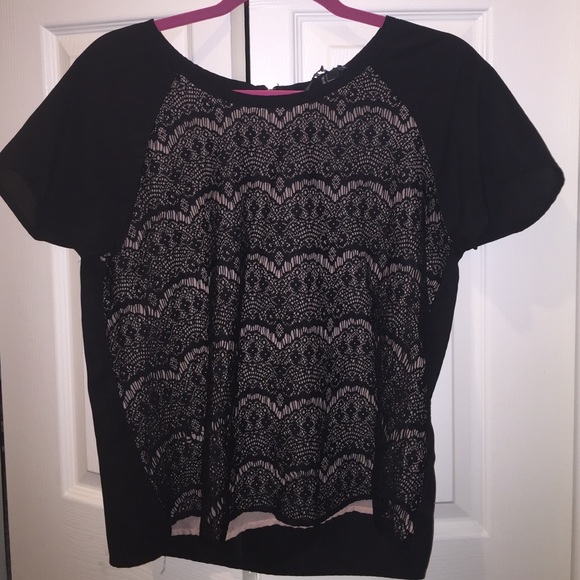 Black/ nude shirt