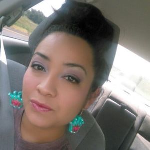 Meet your Posher, Hillary