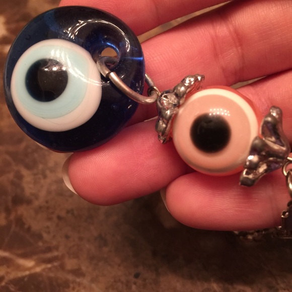 Keychain - Picture 4 of 4