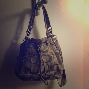 Coach bag last price... firm...No trades please