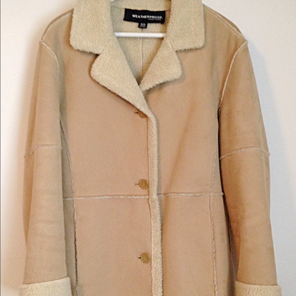 Weatherproof Suede and Sherpa Coat Size Medium EUC