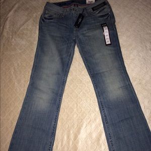 NWT A.N.A Jeans Boot cut  sz 6 short / petite