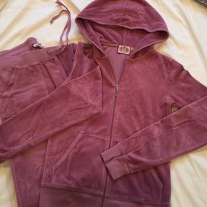 Juicy Velour Sweat Suit