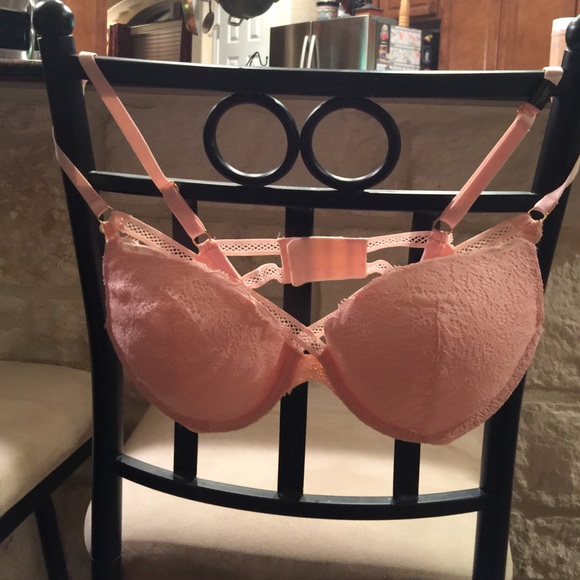 NWT Victoria's Secret bra. Light ink 36C