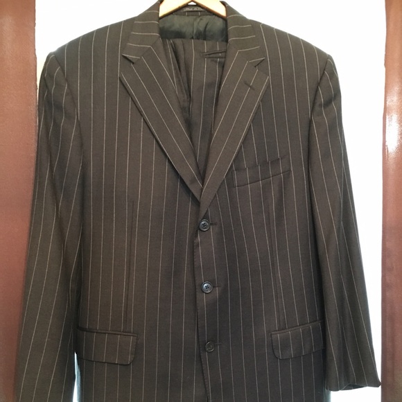 Corneliani men's 2 piece pinstriped pant suit