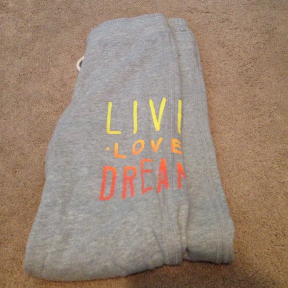 Aeropostale size medium live,love,dream sweatpants - Picture 2 of 3