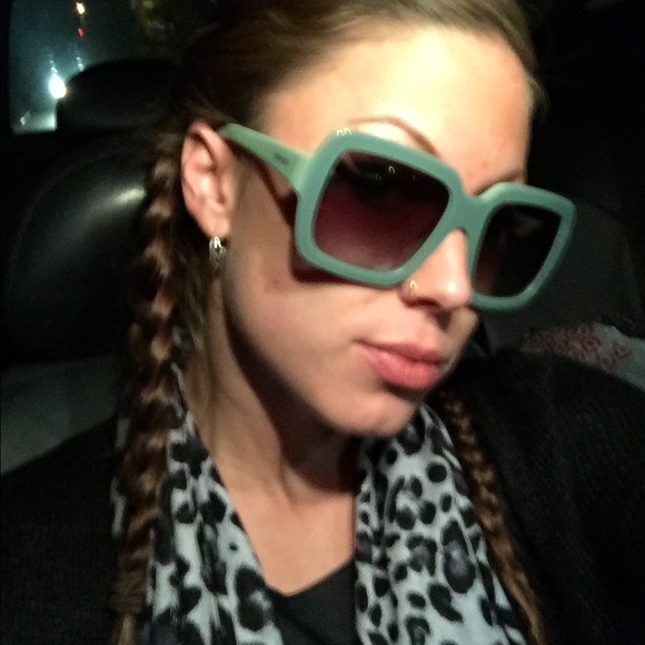 PRADA sunglasses new w/ tags