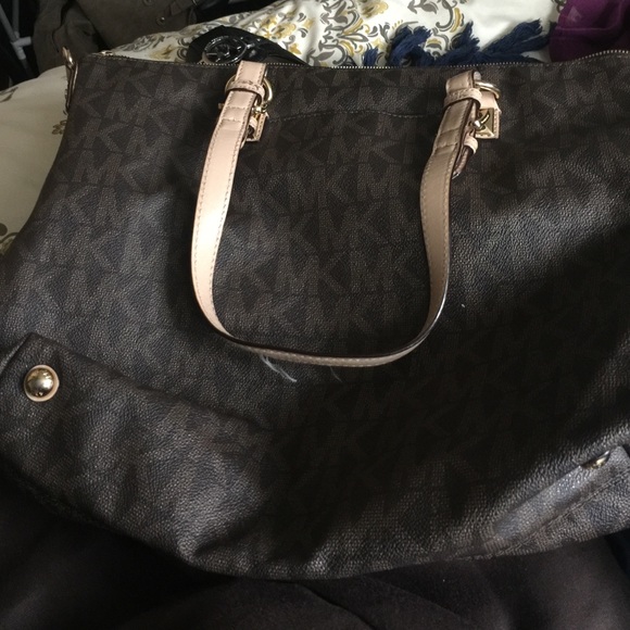 Michael Kors bag