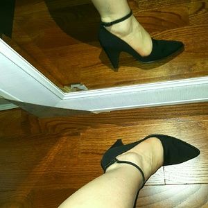 Studio Delman fabric heels shoes retro vintage look