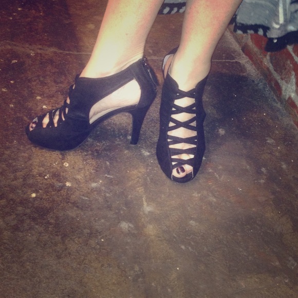Olsenboye heels