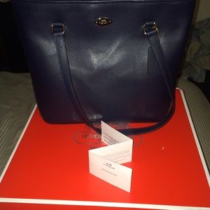 100% Authentic Coach Bag w/ box!