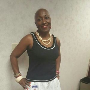 Meet your Posher, Myrtis