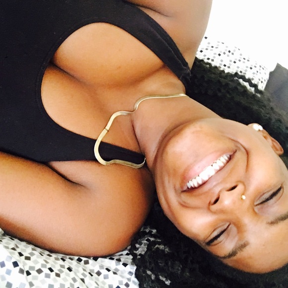 Meet your Posher, Janiya