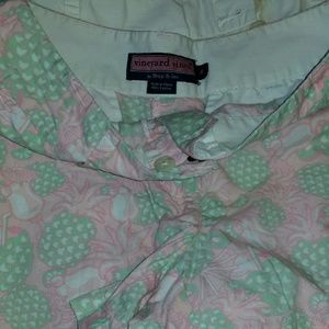 Vineyard Vines shorts