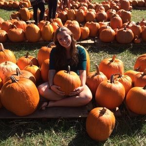 Meet your Posher, Hannah