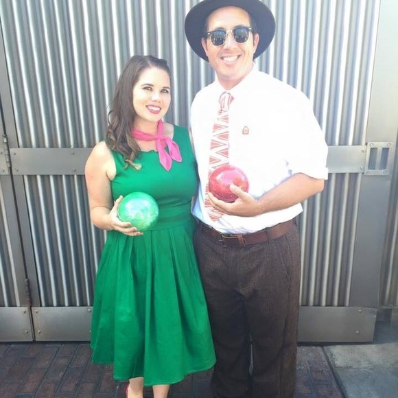 Meet your posher! - Picture 3 of 3