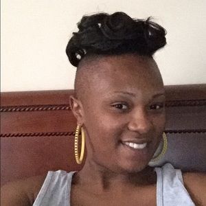 Meet your Posher, Brittany