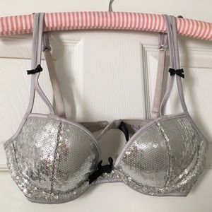 Victoria's Secret Holiday Bra