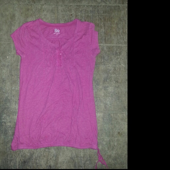 Pink top - Picture 1 of 1