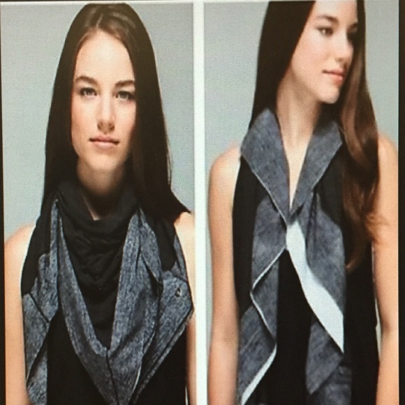 Gorgeous Beachy Keen Scarf