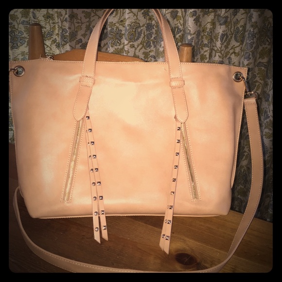 Steve Madden Handbags - Steve Madden Tan Studded Purse