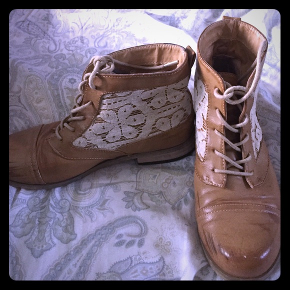 Xoxo tan boots with off white eyelet design